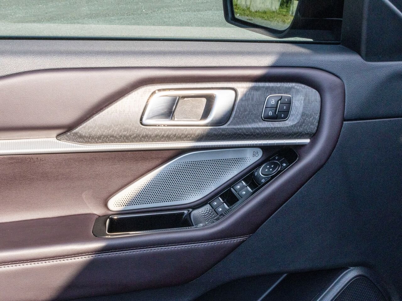 Ford Explorer Platinum 4 RM 2025 Gris Châteauguay - photo #30