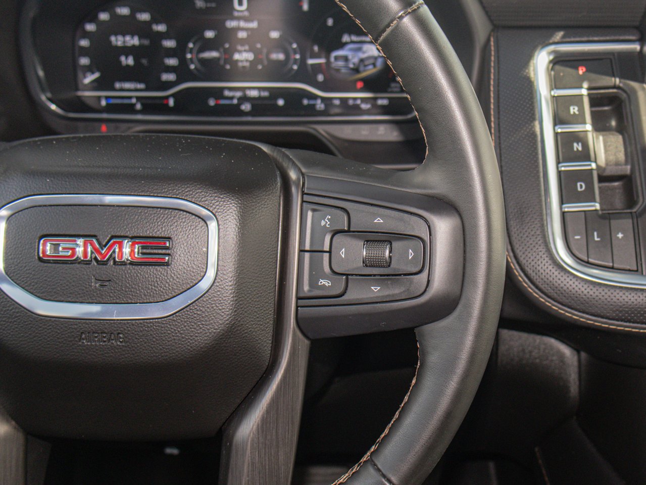 2024 GMC Yukon XL 4WD 4dr AT4 Black Sherwood Park - photo #25