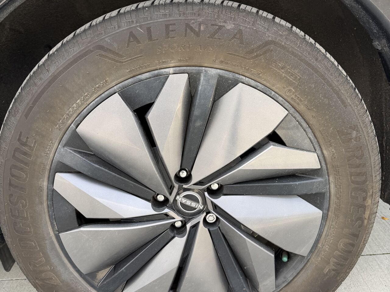 Nissan ARIYA awd carplay jamais accidenté 430 d'autonomie 2024 Blanc Châteauguay - photo #16