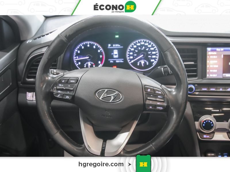 2019 Hyundai Elantra Red Blainville - photo #19