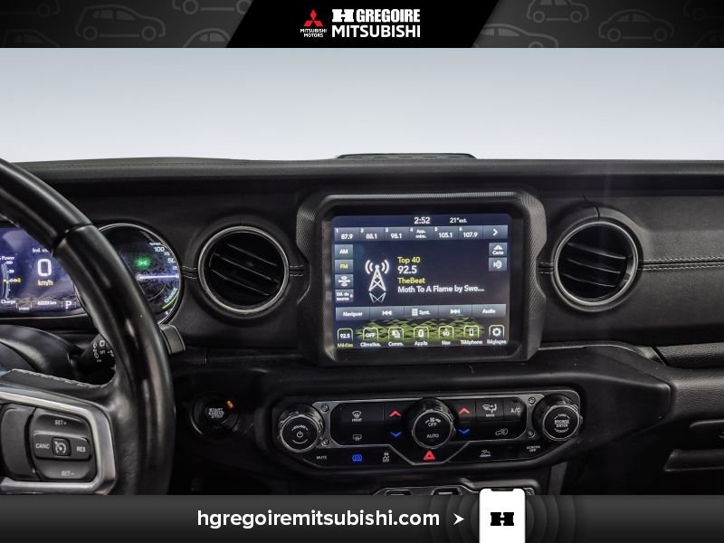 2022 Jeep Wrangler Grey Laval - photo #26