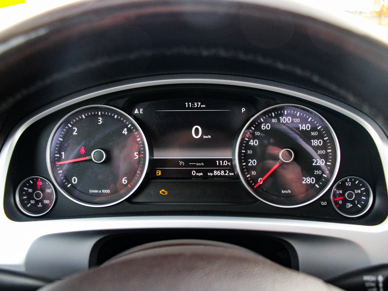2014 Volkswagen Touareg 4dr TDI Execline Brown Sherwood Park - photo #20