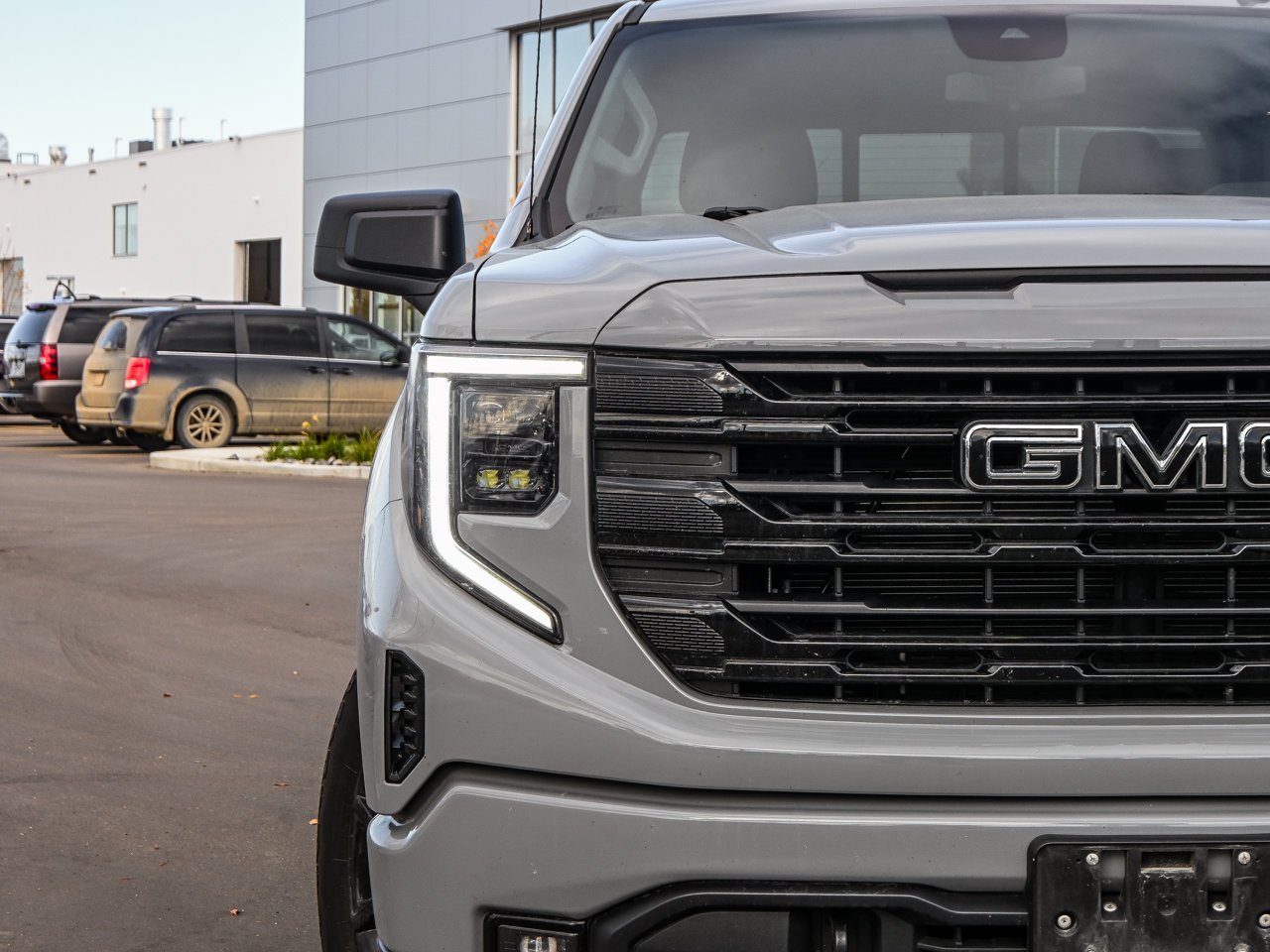 2024 GMC Sierra 1500 4WD Crew Cab 147 Elevation Grey Sherwood Park - photo #4