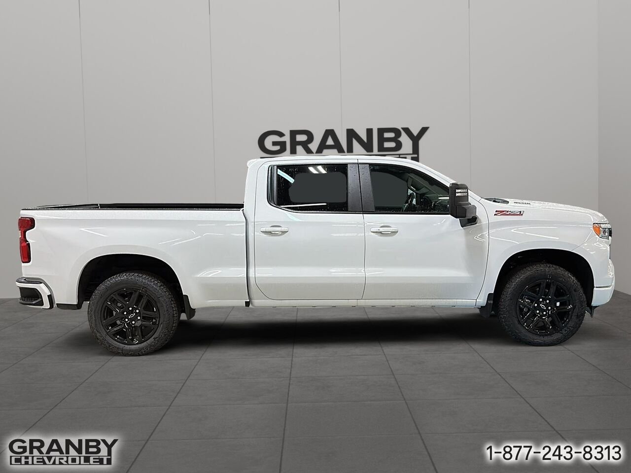 CHEVROLET Silverado 1500 K1500 SILVERADO CREW CAB RST STD/BOX (1SP) | B26-0699 2026 BLANC SOMMET Granby - photo #3