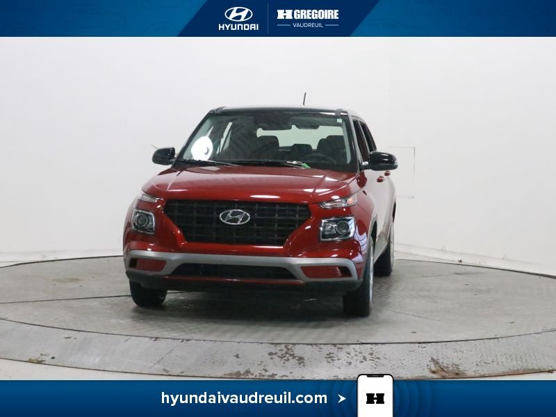 Hyundai Venue Essential IVT w/Two-Tone 2026 Rouge