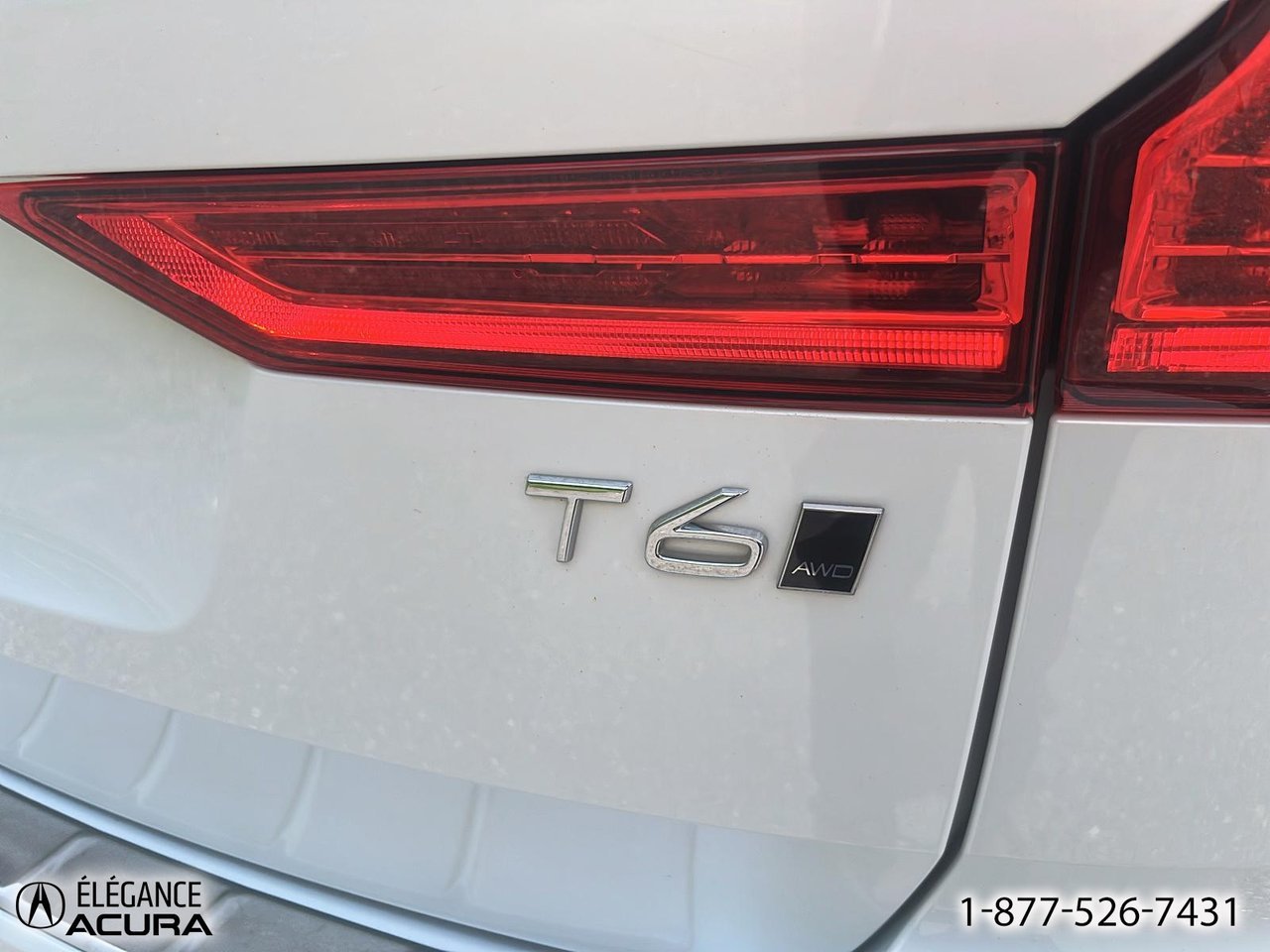 Volvo XC60 Momentum | A8910 2018 Blanc Granby - photo #19