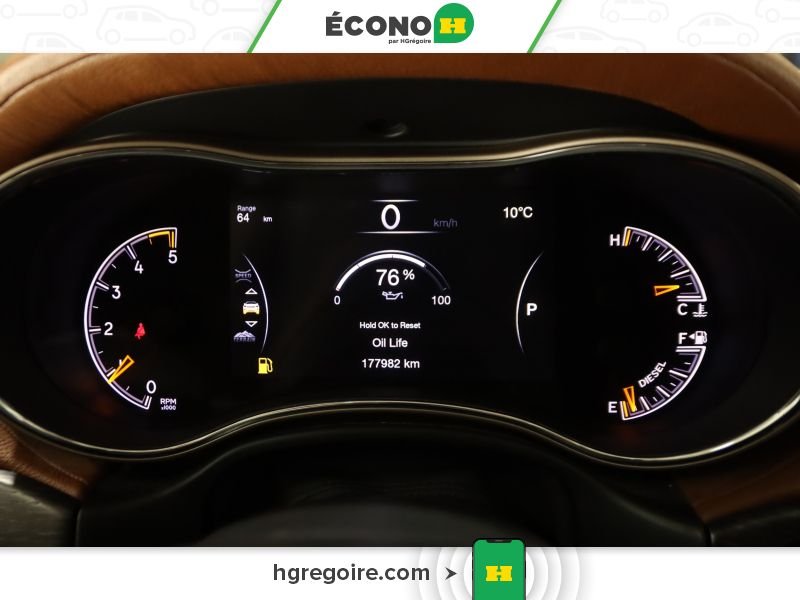 2016 Jeep Grand Cherokee White Laval - photo #13