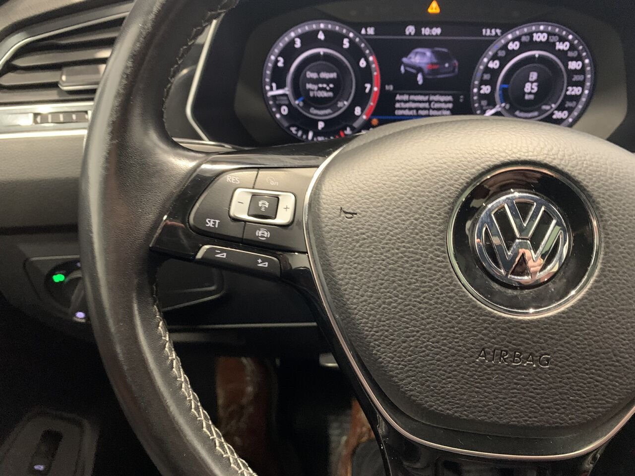 2019 Volkswagen Tiguan R-LINE Grey Châteauguay - photo #33