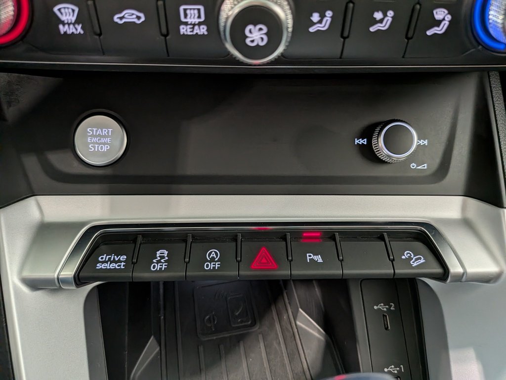 2019 Audi Q3 2.0 TFSI quattro Progressiv Tiptronic White Val-David - photo #26