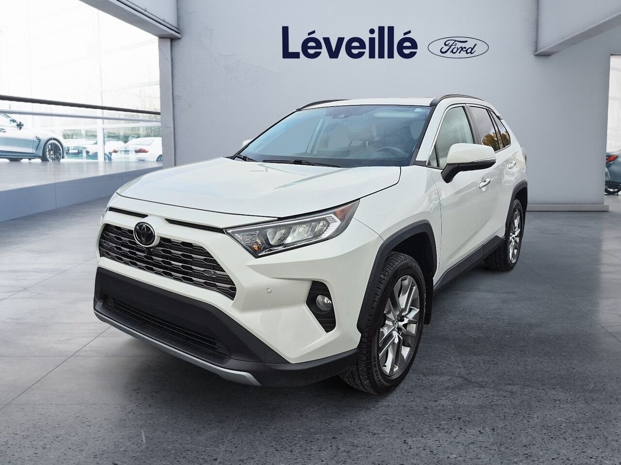 2019 Toyota RAV4 White Saint-Jérôme - photo #0