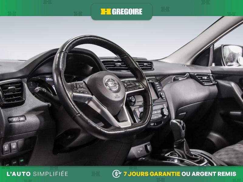 2023 Nissan Qashqai Red Laval - photo #8