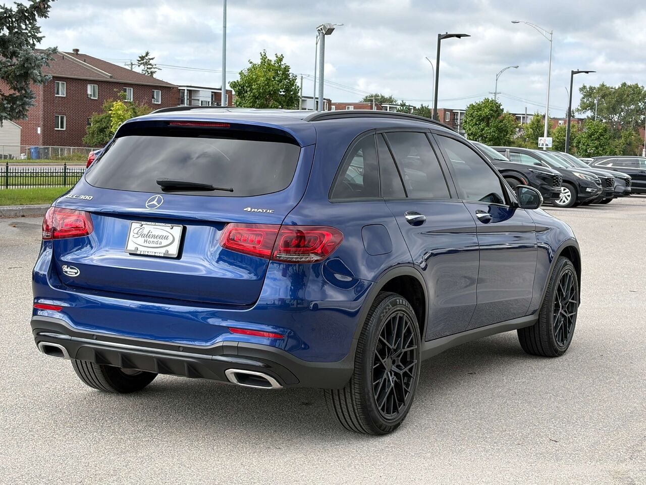 2020 Mercedes-Benz GLC GLC 300 Blue Gatineau - photo #5
