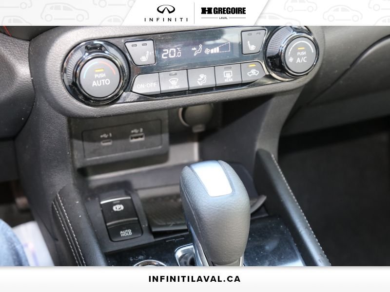 Nissan Kicks IT2514 | SR * Mag * Caméra * Carplay * Cuir 2024 Gris Laval - photo #17