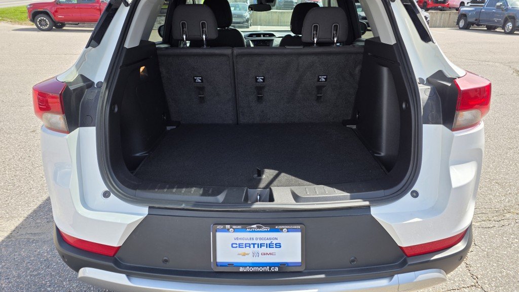 2022 CHEVROLET TrailBlazer LT FWD White Mont-Laurier - photo #9