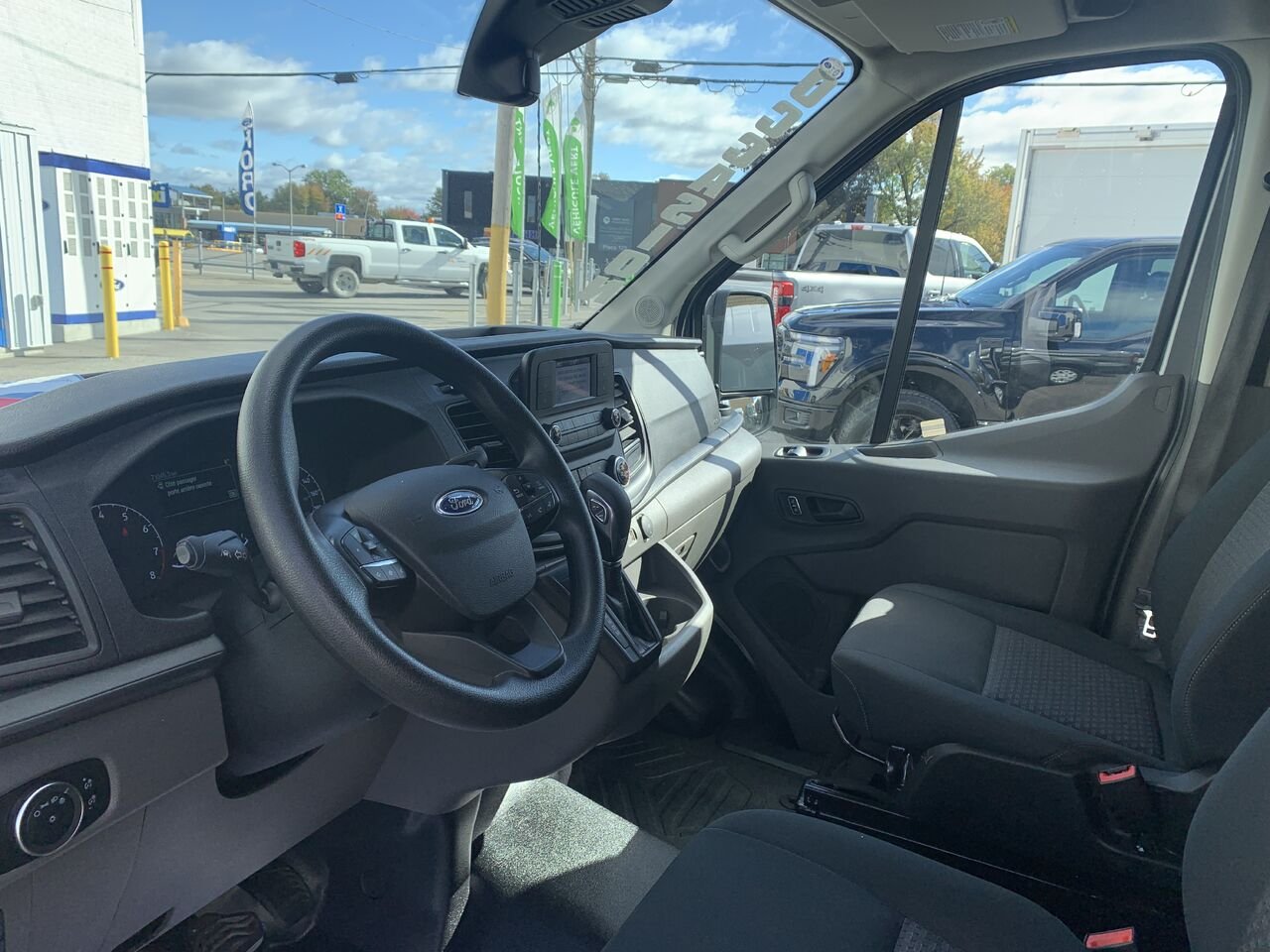 2025 Ford Transit fourgon utilitaire Grey Châteauguay - photo #27