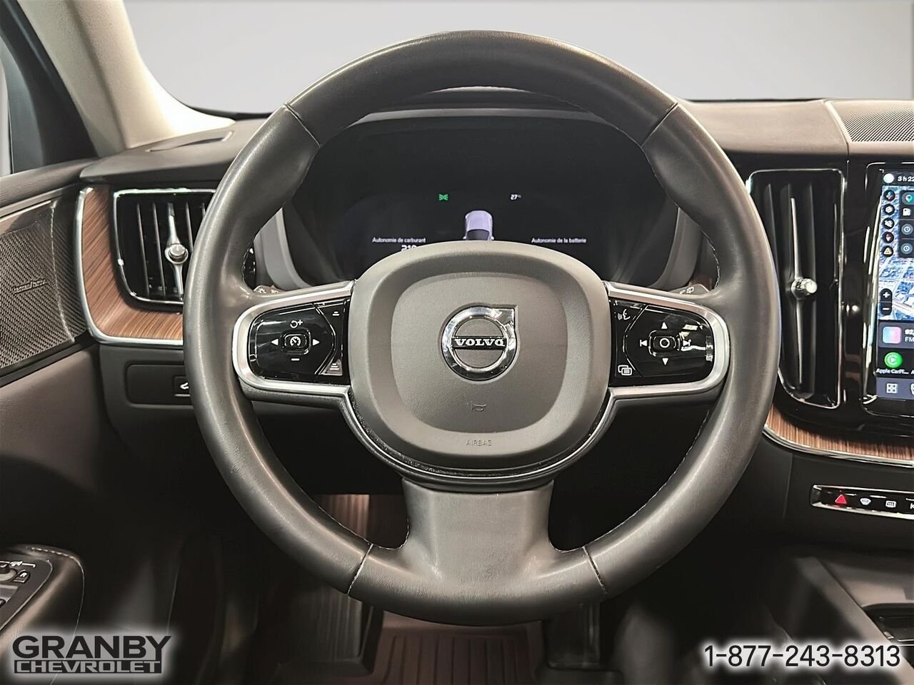 2024 Volvo XC60 Recharge Plus Dark Theme | G3874 Beige Granby - photo #15