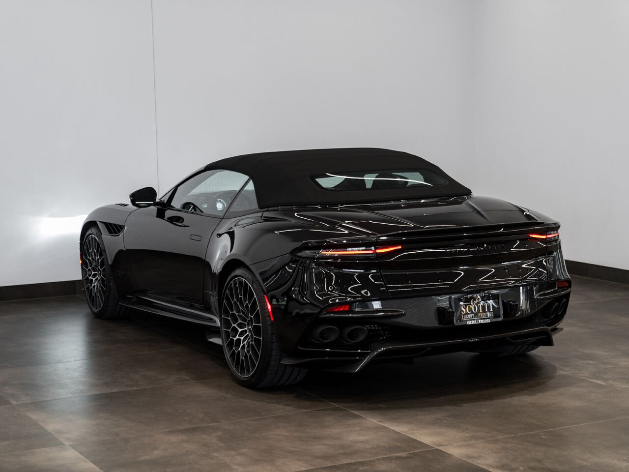 Aston Martin DBS 770 Ultimate | NO LUXURY TAX 2023 Kirkland - photo #11
