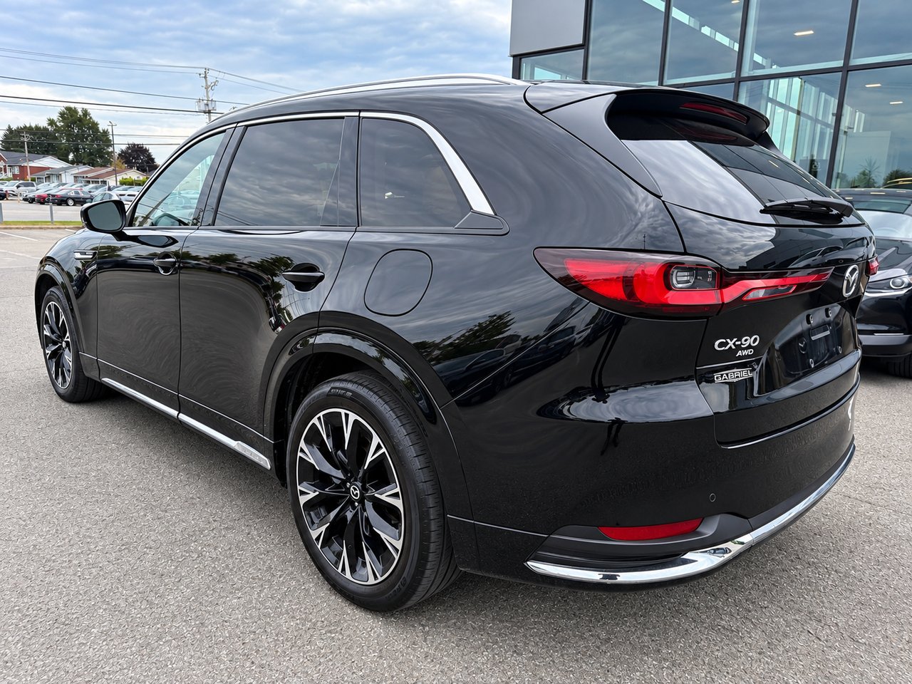 Mazda CX-90 MHEV JAMAIS ACCIDENTÉ / AWD (4X4) / APPLE CARPLAY ET ANDROID AUTO / 6 PASSAGERS 2024 Noir Châteauguay - photo #5