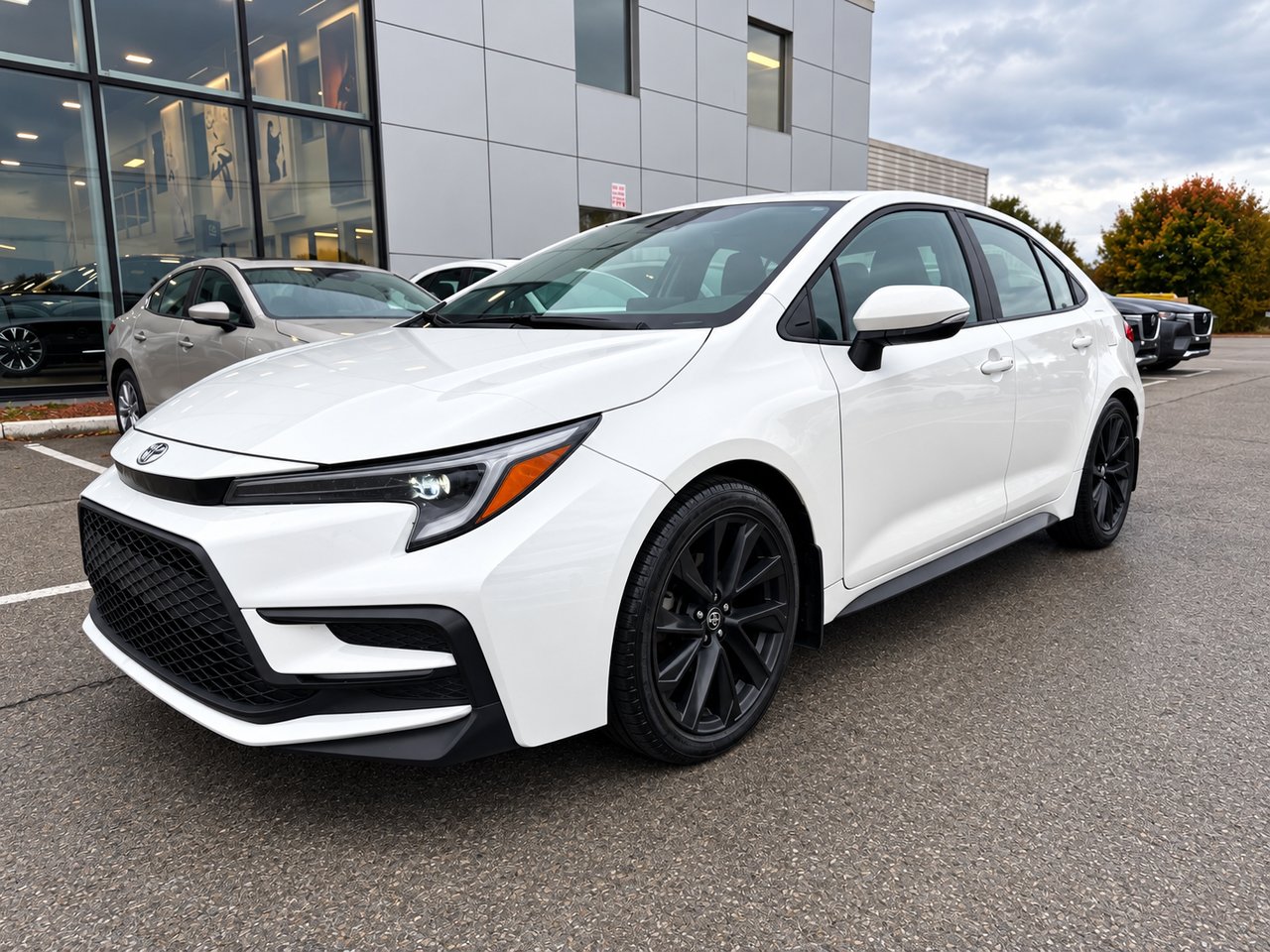 Toyota Corolla SE 2024 Blanc Châteauguay - photo #2