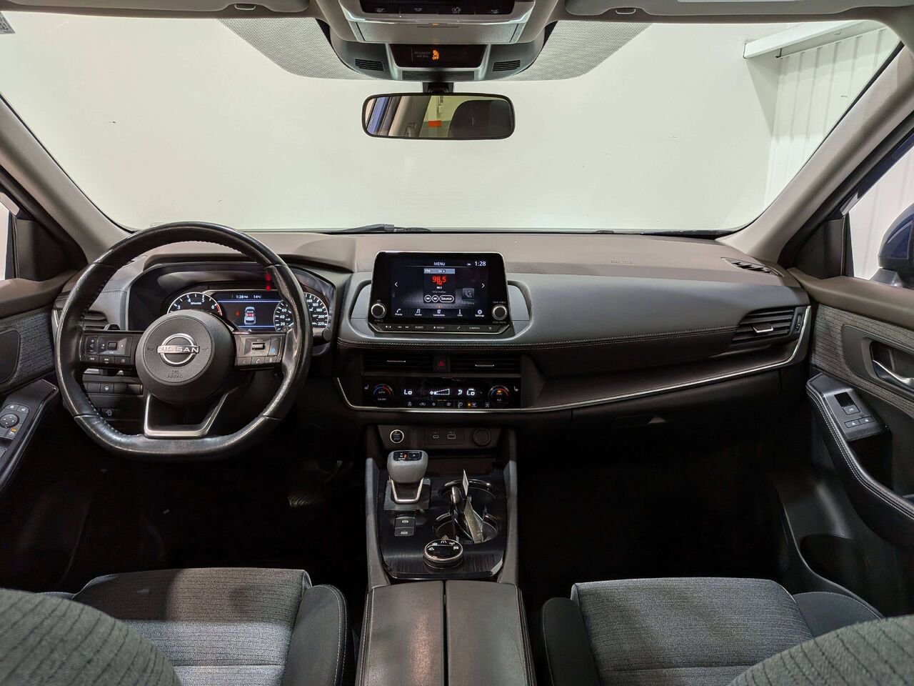 2023 Nissan Rogue AWD SV Moonroof Blue Val-David - photo #11