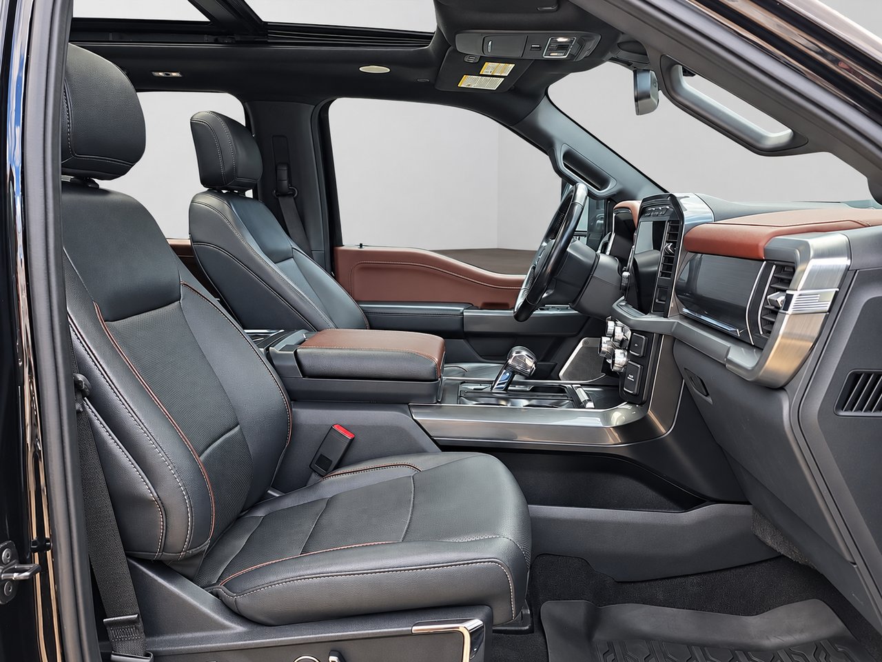 2023 Ford F-150 LARIAT, SuperCrew Black Val-David - photo #12