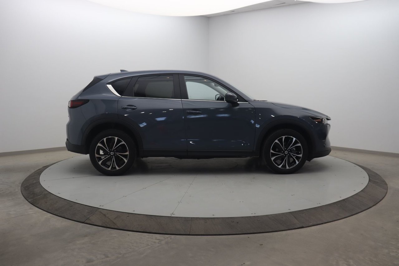 Mazda CX-5 2024 Gris Baie-Comeau - photo #2