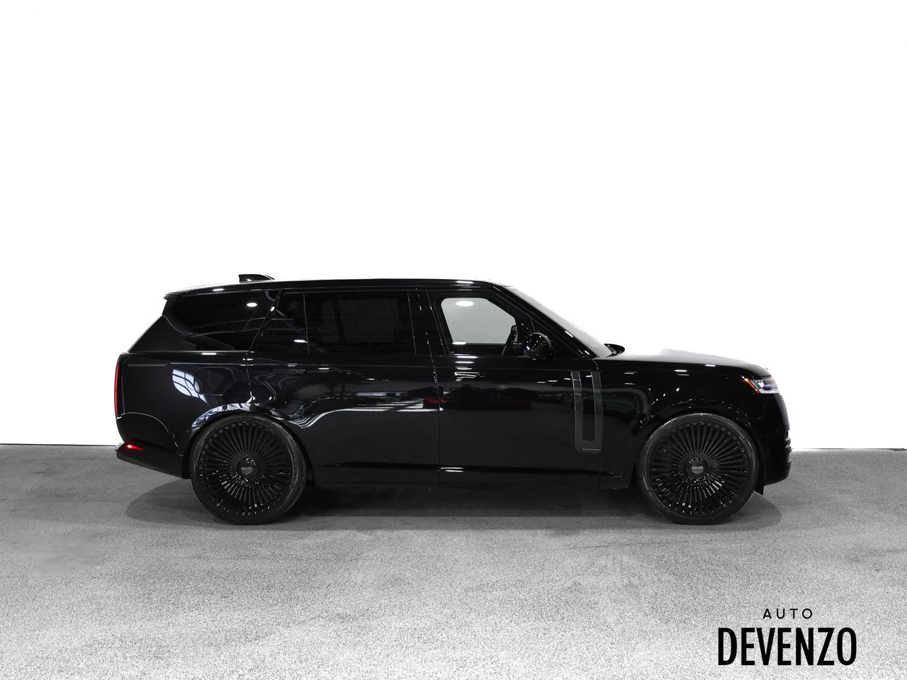 Land Rover Range Rover 2024 Noir Saint-Eustache - photo #2