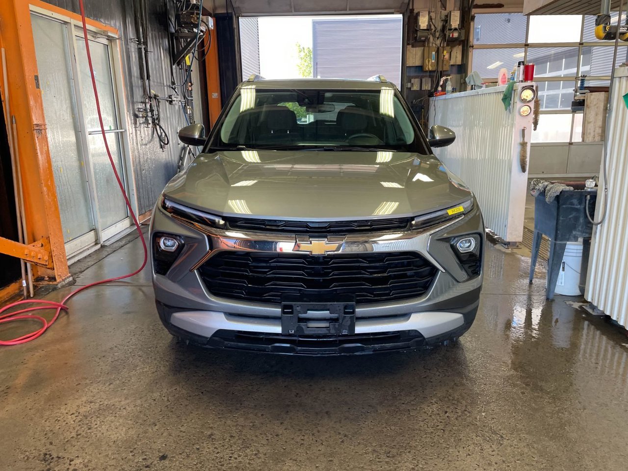 Chevrolet Trailblazer LT AWD *SIÈGES CHAUFF* CARPLAY ALERTES WIFI USB 2025 Gris Saint-Jérôme - photo #3
