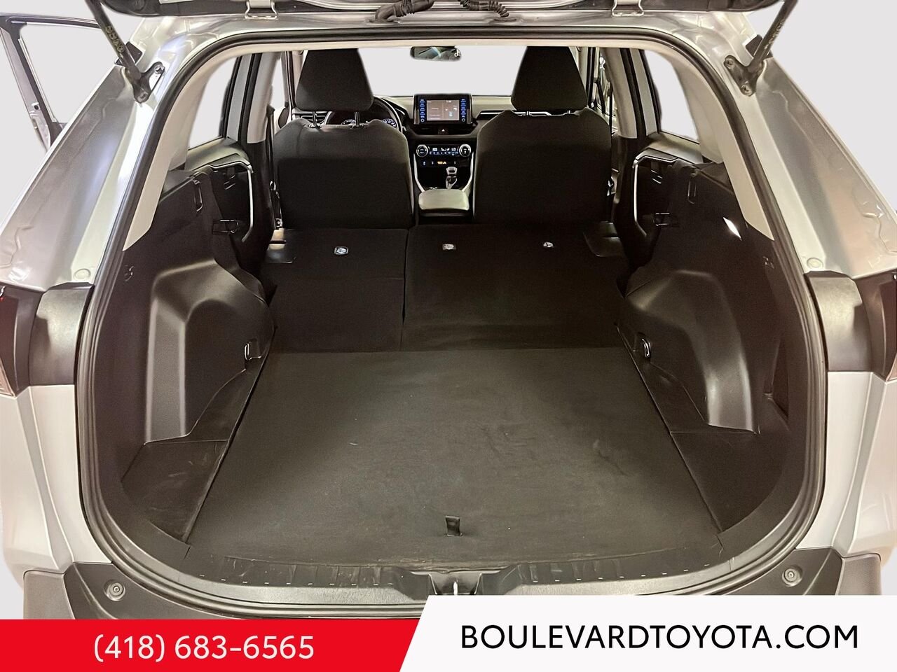Toyota RAV4 100292A-70 | HYBRIDE, LE, AWD 2022 Argent Québec - photo #20