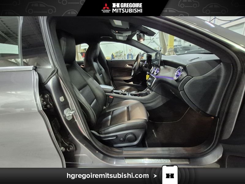 2018 Mercedes Benz CLA Grey Laval - photo #15