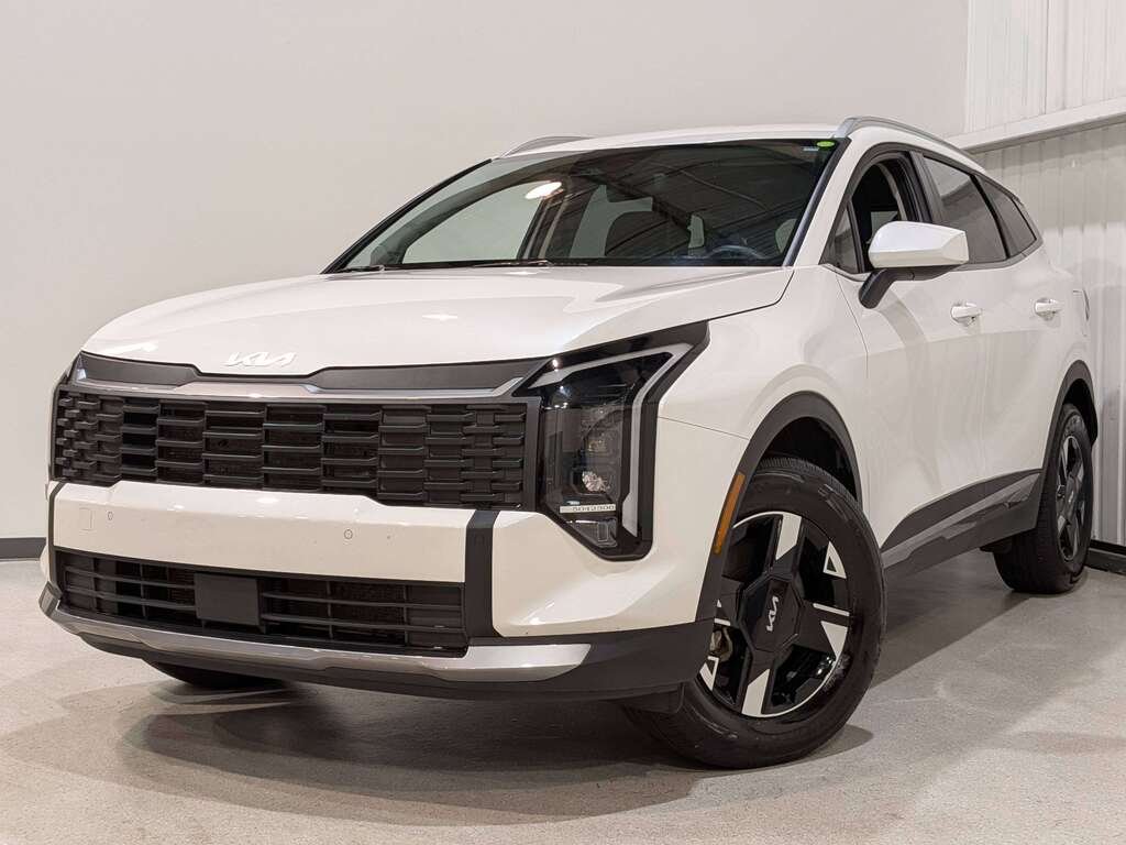 2026 Kia Sportage LX AWD White Val-David - photo #0