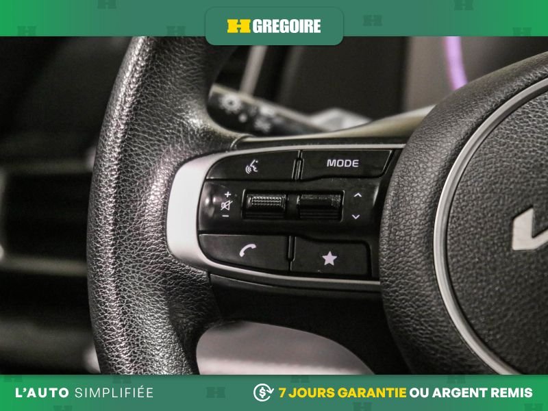 2023 Kia Sportage White Saint-Eustache - photo #19