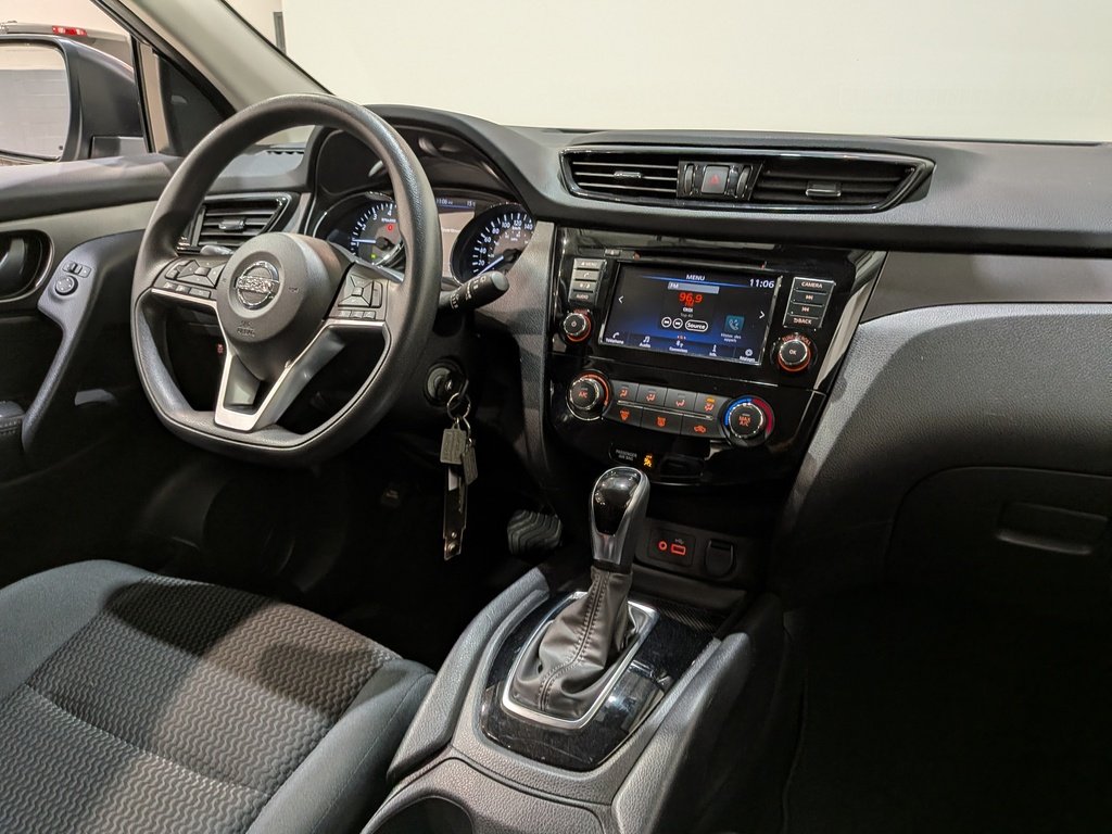 2023 Nissan Qashqai FWD S CVT Grey Val-David - photo #17