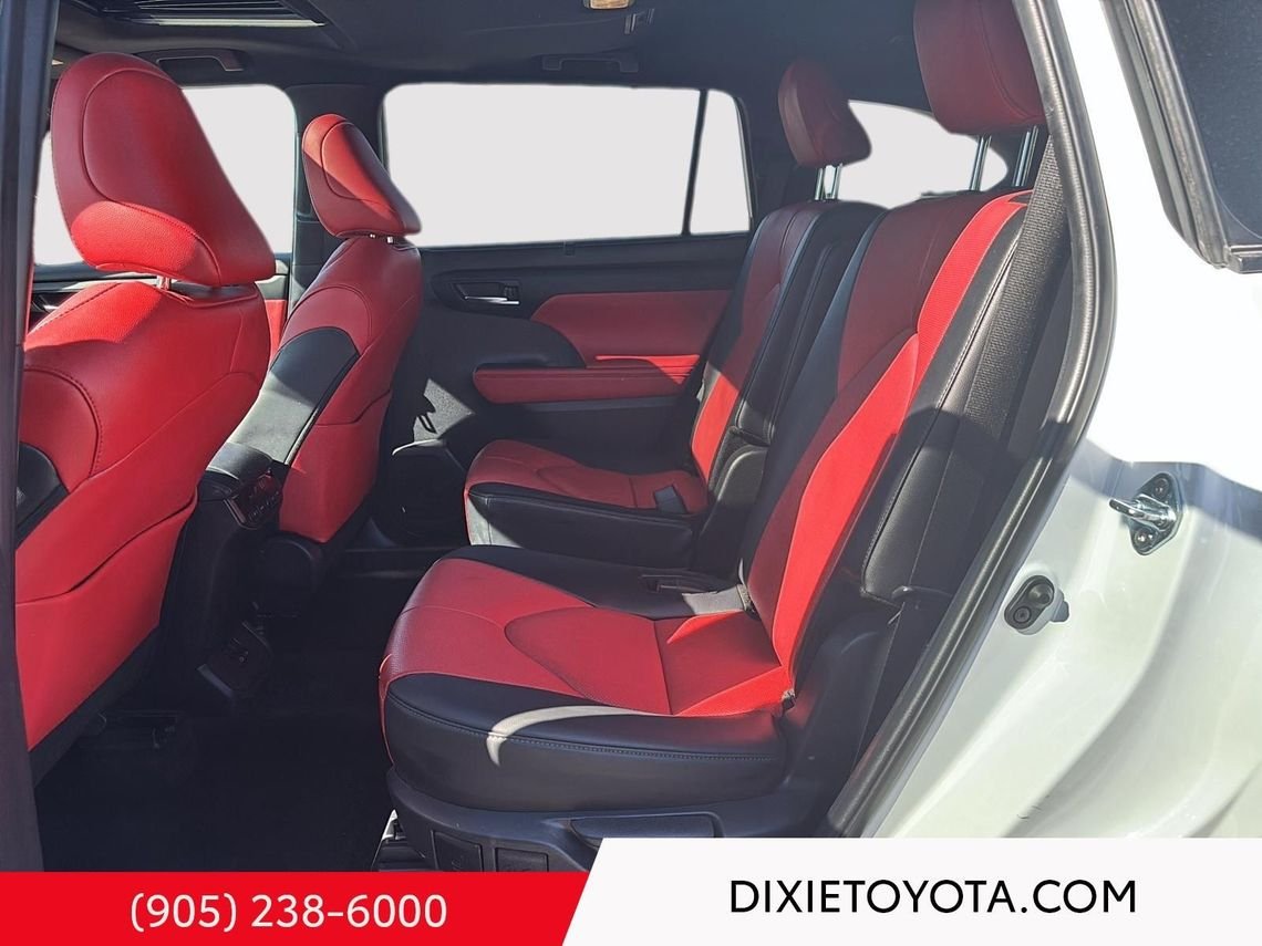 2024 Toyota Highlander Power Sunroof, Leather Interior, Heated Seats, Alloy Wheels, Heated Steering Wheel, Bluetooth Wind Chill Pearl Mississauga - photo #21