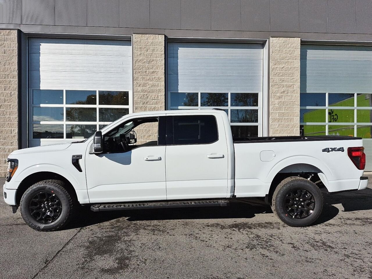 2026 Ford F-150 Oxford White Saint-Jérôme - photo #9