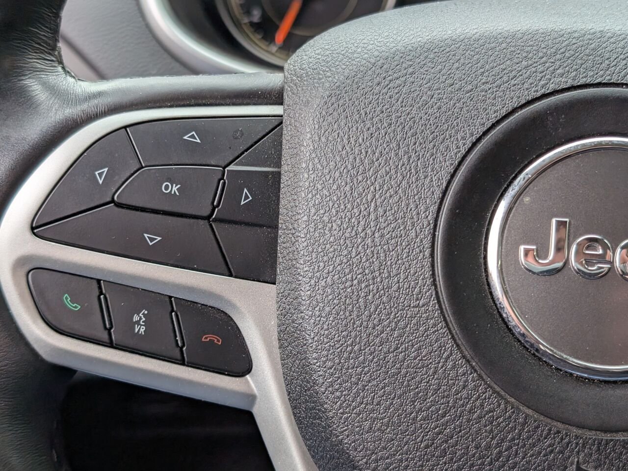 Jeep Cherokee Trailhawk/SIÈGES CHAUFFANTS ET VENTILLÉS/VOLANT CHAUFFANT/AC BIZONE 2017 Rouge Sherbrooke - photo #15