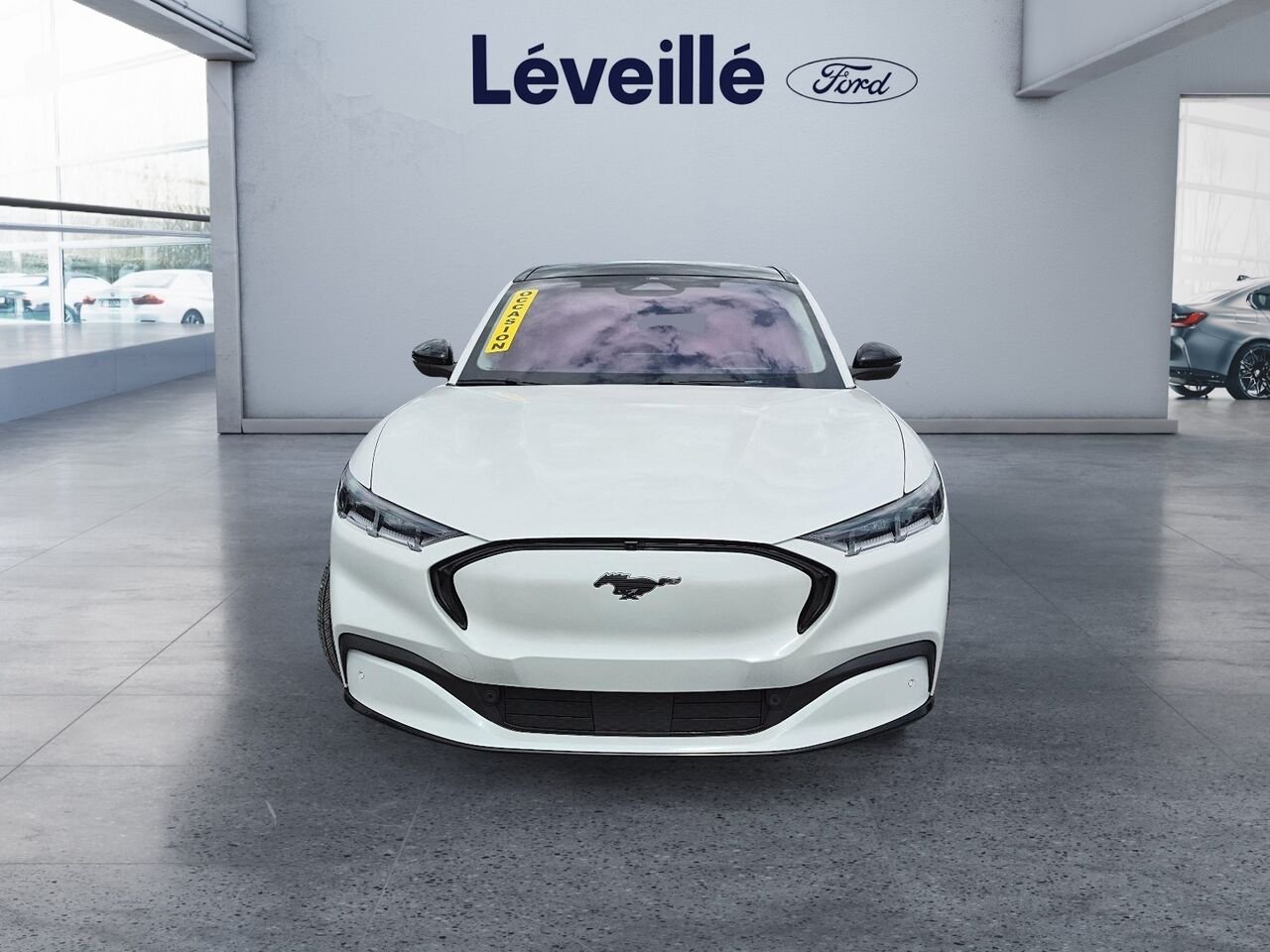 2022 Ford Mustang Mach-E White Saint-Jérôme - photo #1