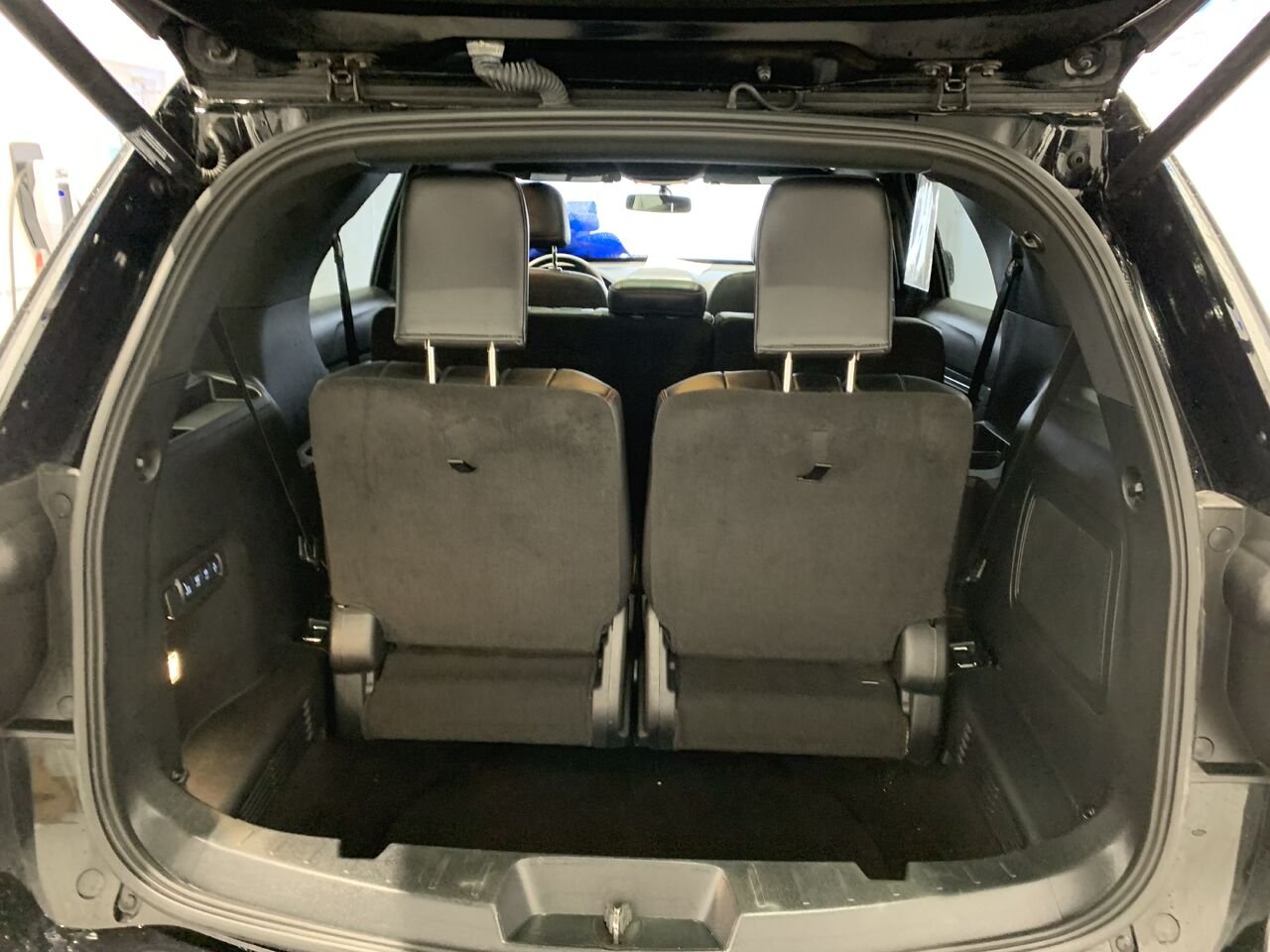 2017 Ford Explorer Black Châteauguay - photo #8