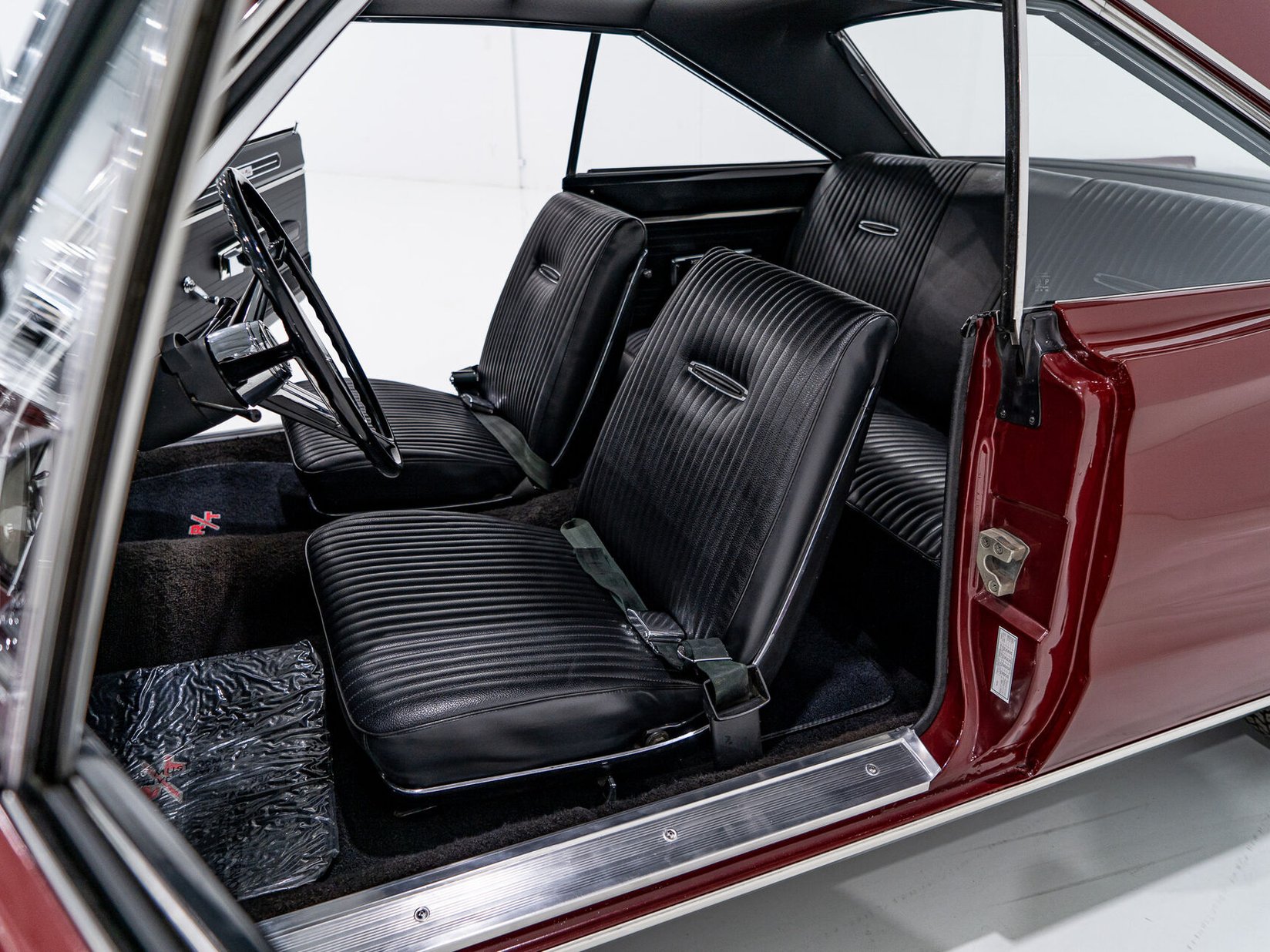 Dodge Coronet R/T Factory Hemi single repaint PRICE IN USD 1967 Montréal - photo #9