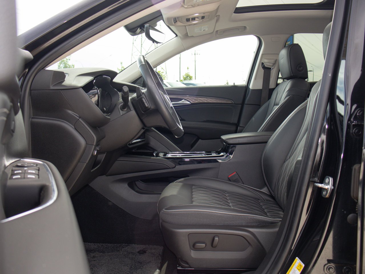 2022 Buick Envision AWD 4dr Avenir Black Sherwood Park - photo #17
