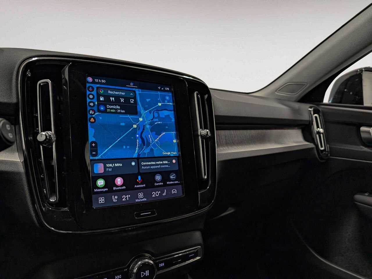 Volvo XC40 B5 Core AWD 2023 Noir Sherbrooke - photo #11