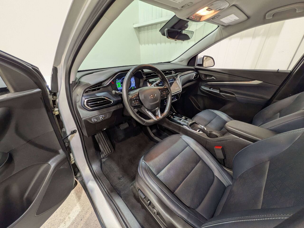 Chevrolet Bolt EUV 2023 Argent Val-David - photo #9