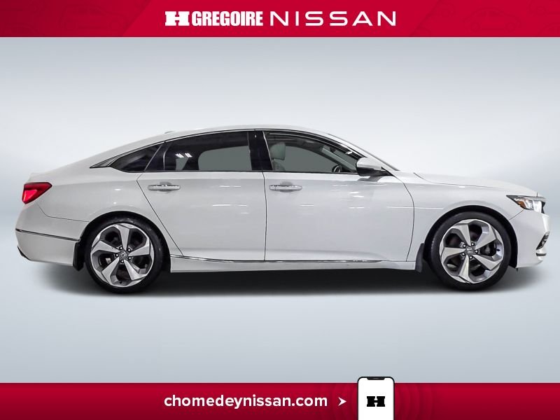 Honda Accord CL7288 | Touring * Cuir * Toit * Mag * Volant Chauffant 2018 Blanc Laval - photo #10