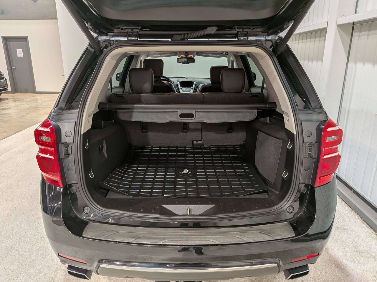 2016 Chevrolet Equinox AWD 4dr LTZ Black Val-David - photo #8