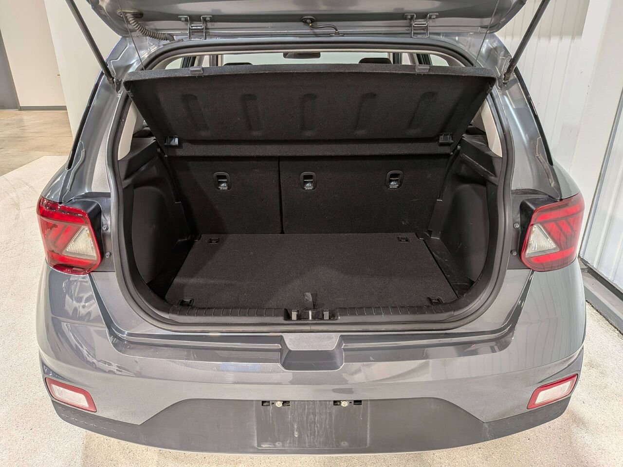 2026 Hyundai Venue Preferred IVT Grey Val-David - photo #8
