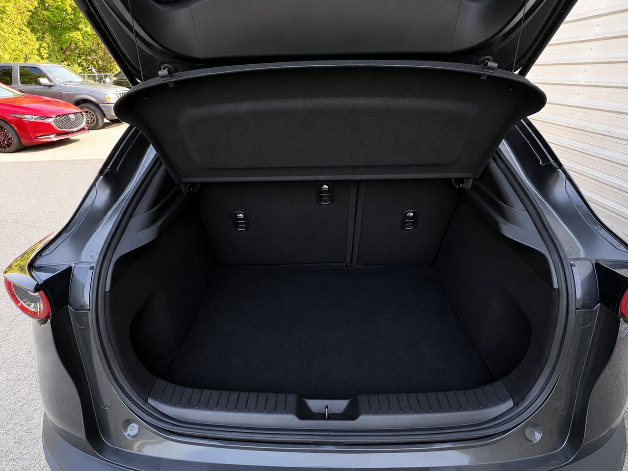 2023 Mazda CX-30 Grey Châteauguay - photo #11
