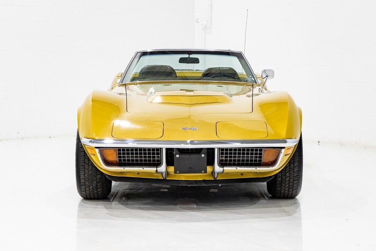 Chevrolet Corvette Unrestored matching# LT1 with documented 103,454km(64,283mi) | PRIX EN USD 1972 Or Montréal - photo #1