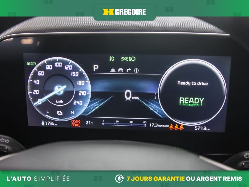2024 Kia Niro Black Blainville - photo #38
