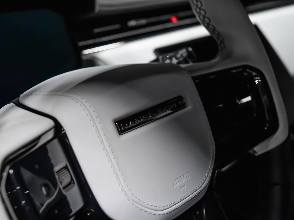2024 Land Rover Range Rover Sport EDITION ONE SV Black Montreal - photo #23