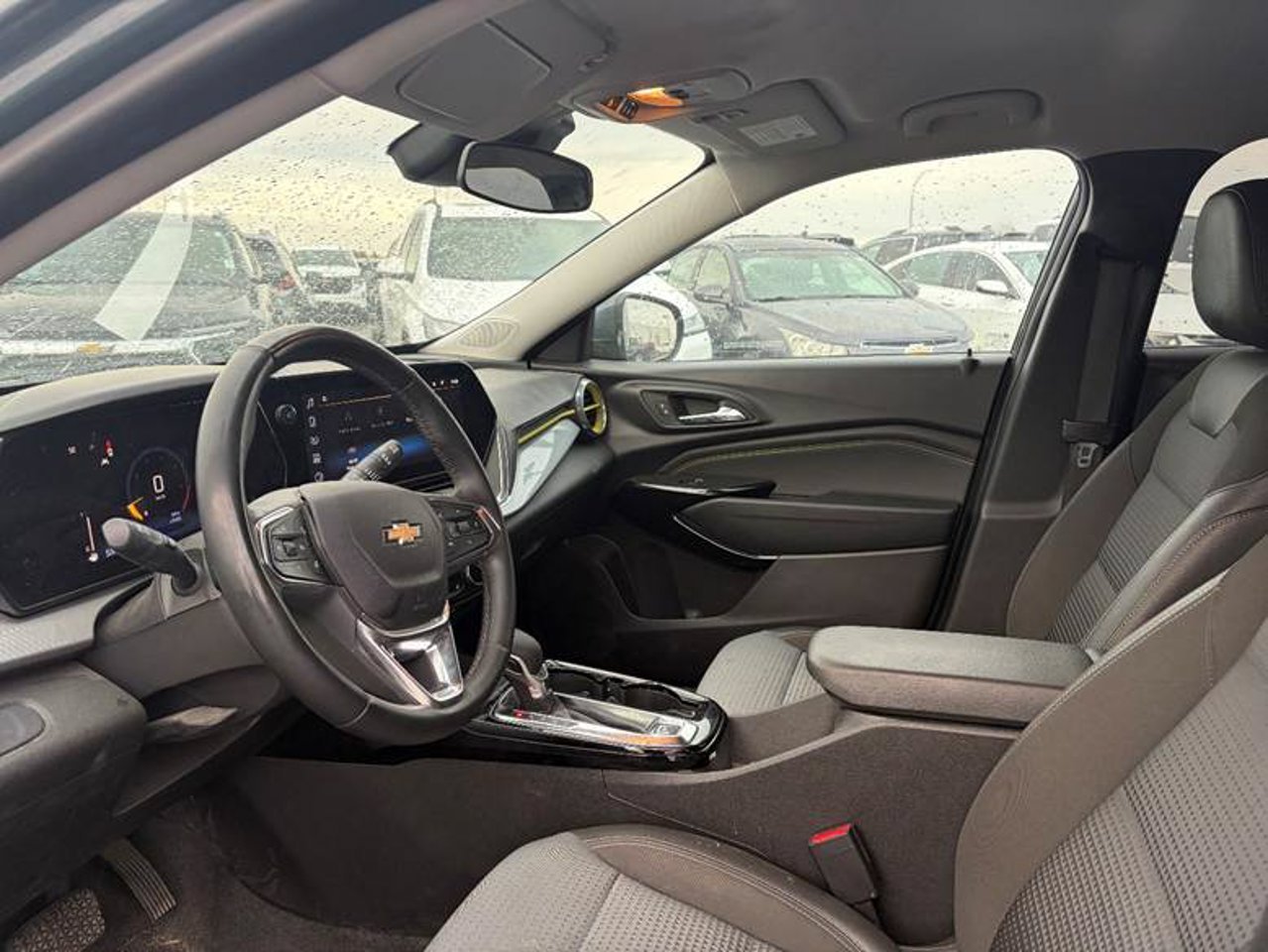 2025 Chevrolet Trax FWD 4dr LT Grey Sherwood Park - photo #5